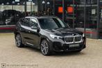 BMW X1 xDrive25e M-Sport | Pano | Head-up | 20 inch, 48 km/l, Zwart, Bedrijf, Vierwielaandrijving