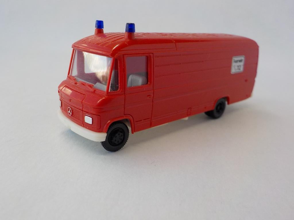 Herpa 4086 Mercedes Benz MB 508 D Feuerwehr Brandweer, Ophalen of Verzenden, Zo goed als nieuw, Overige typen, Herpa