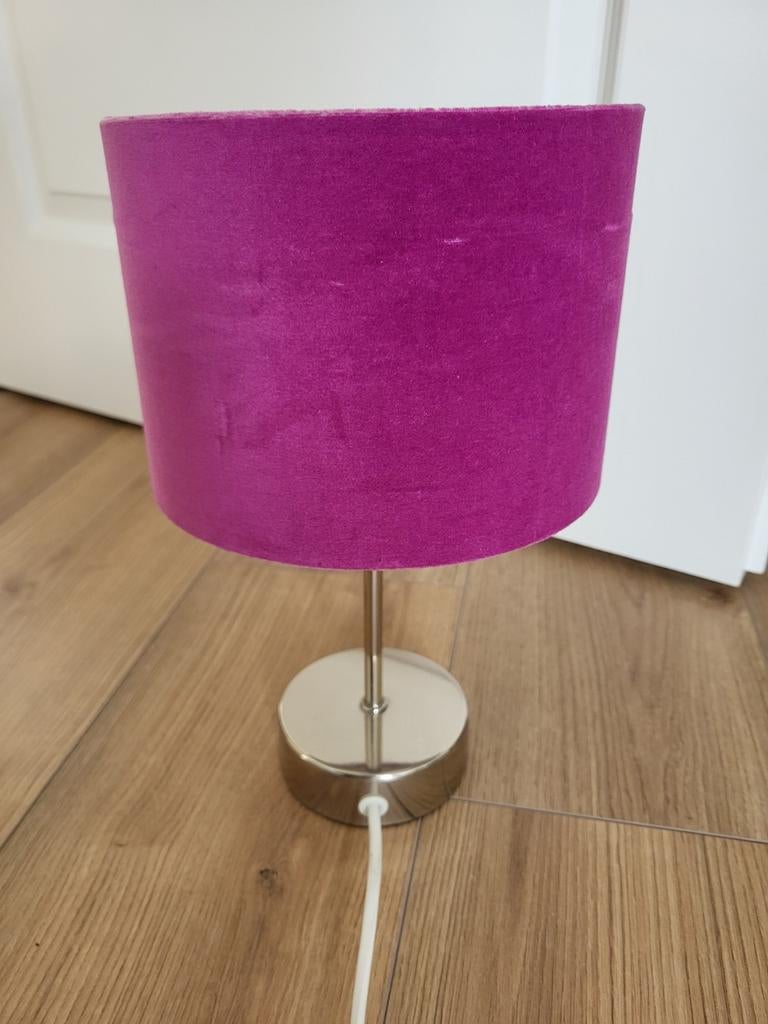 Compacte HEMA tafellamp met paarse kap, Ophalen, Modern, Compact, Gebruikt, Stof