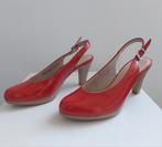 Pump Marco Tozzi, maat 37, rood, nieuw, Ophalen of Verzenden, Nieuw, Rood