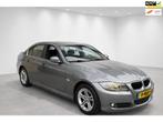BMW 3-serie 318i Corporate Lease Luxury Line, navigatie, led, Automaat, Euro 5, Zwart, 4 cilinders