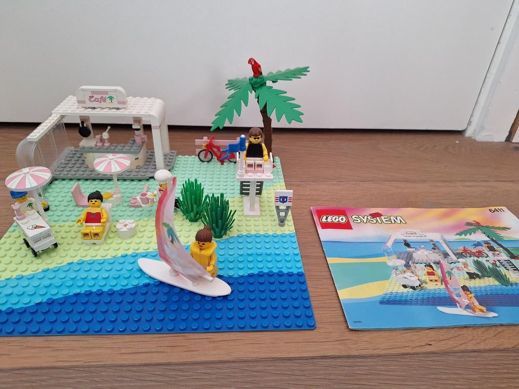 Vintage Lego Paradisa 6411 Sand Dollar Café, Kinderen en Baby's, Speelgoed | Duplo en Lego, Ophalen of Verzenden, Gebruikt, Complete set