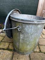 Vintage metalen vuilnisbak met deksel, Huis en Inrichting, Gebruikt, 50 tot 75 cm, Ophalen of Verzenden, 20 tot 30 liter