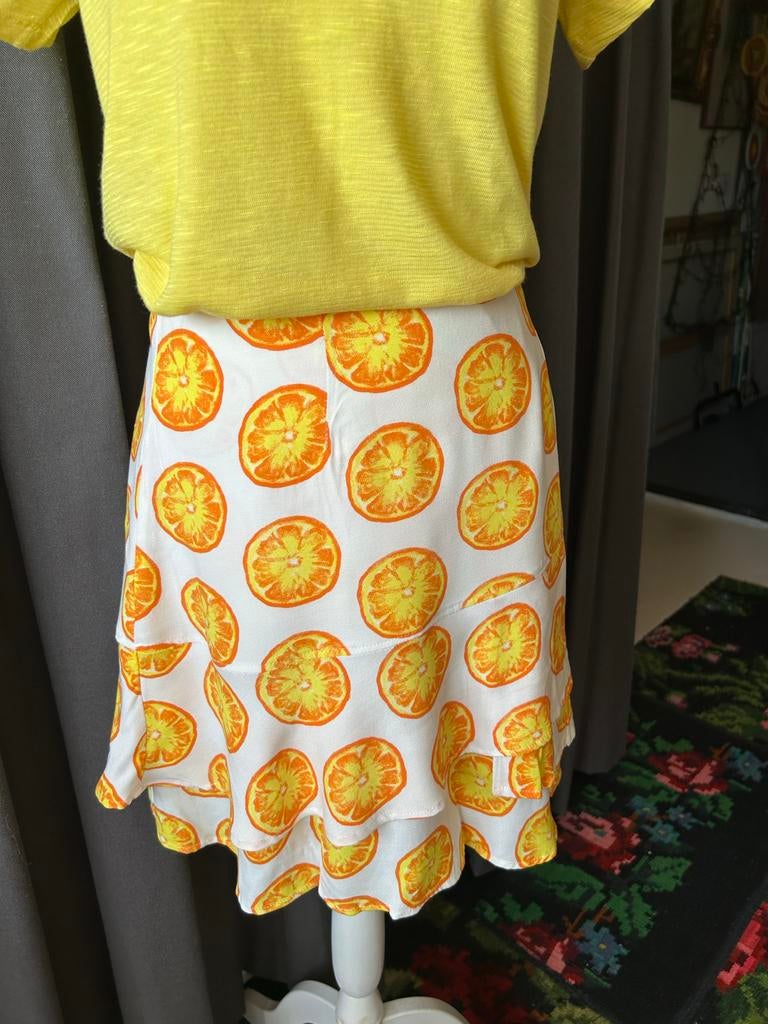 Fabienne Chapot rok met sinaasappelprint en geel T-shirt, Kleding | Dames, Rokken, Maat 38/40 (M), Oranje, Ophalen of Verzenden