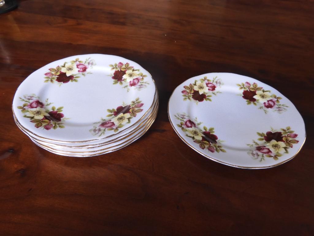 Porselein, 6 gebaksbordjes 16,5 cm, Huis en Inrichting, Keuken | Servies, Gebruikt, Ophalen of Verzenden, Bord(en), Overige stijlen