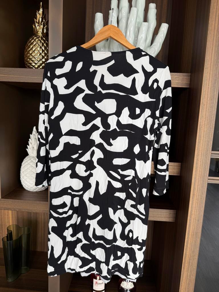 Marccain tuniek zwart-wit met abstracte print, Ophalen of Verzenden, Gedragen, Maat 42/44 (L), Zwart