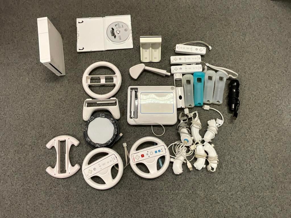 Wii met Console met Accessoires en Veel Games - Goede Prijs!, Spelcomputers en Games, Games | Nintendo Wii, Ophalen, Gebruikt