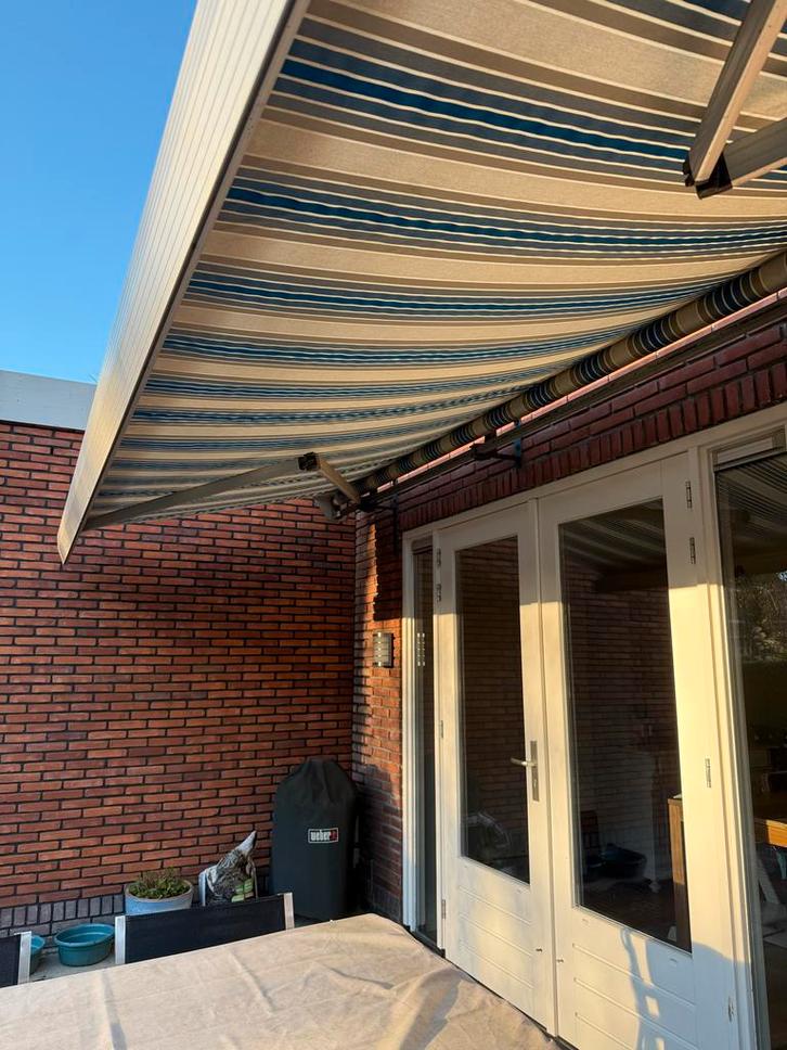 Zonnescherm met knikarm, Tuin en Terras, Zonneschermen, Gebruikt, Knikarmscherm, 150 tot 300 cm, 450 cm of meer, Ophalen