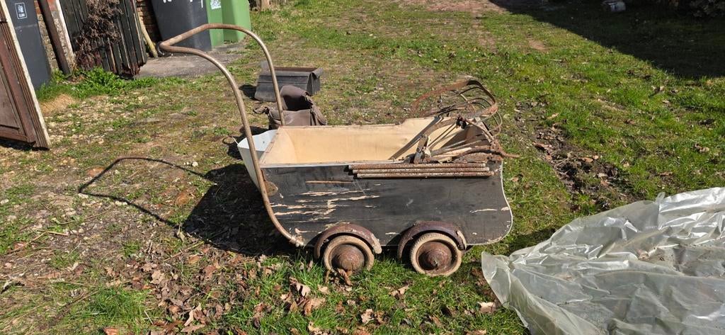 Schuurvondst oude kinderwagen, Ophalen