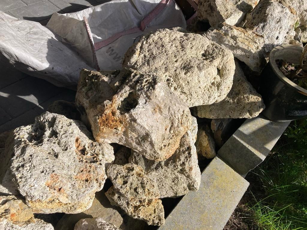 Lava Steen Lichte Kleur - 5m x 1m x 1m, Ophalen, Gebruikt, Beige, Kei