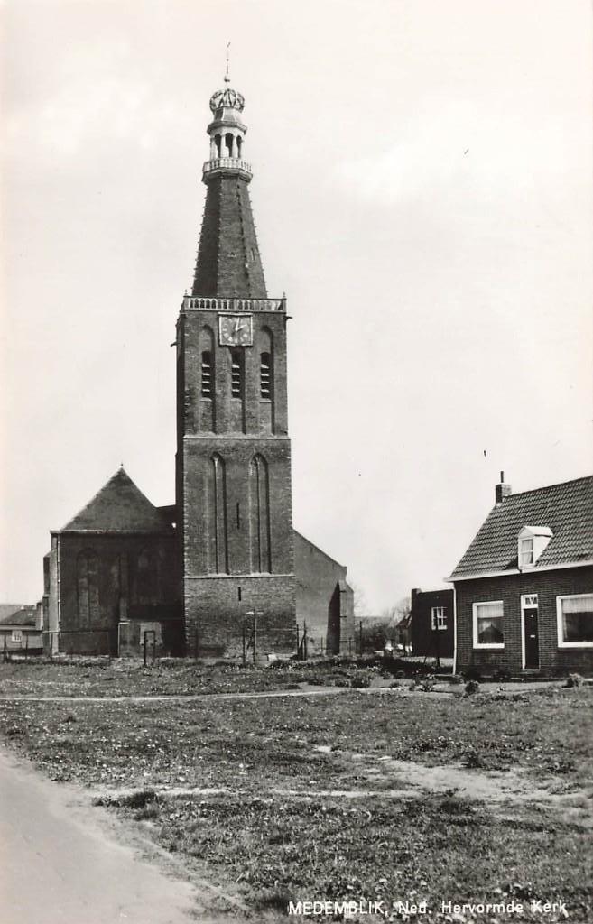Medemblik, Ned. Herv. Kerk, Verzamelen, Ansichtkaarten | Nederland, Ophalen of Verzenden, 1960 tot 1980, Ongelopen, Noord-Holland