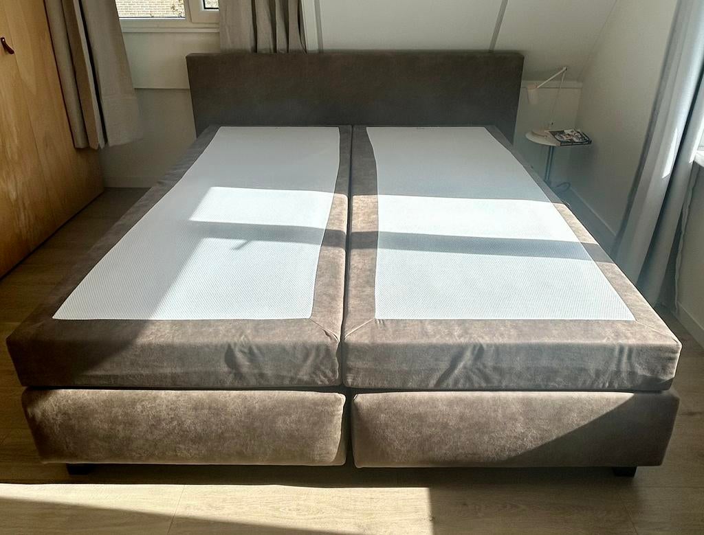 Velda boxspring Larvik 180x210 cm (zonder topper), Ophalen, Gebruikt, Bruin, 210 cm