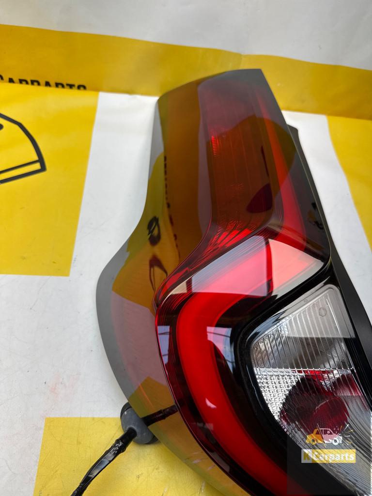 Toyota Aygo X Achterlicht Links VVT-i 0000012928 origineel, Info@fabrikant.eu, Fabrikantstraat 1
1000 AA  Amsterdam, NL, Ophalen of Verzenden