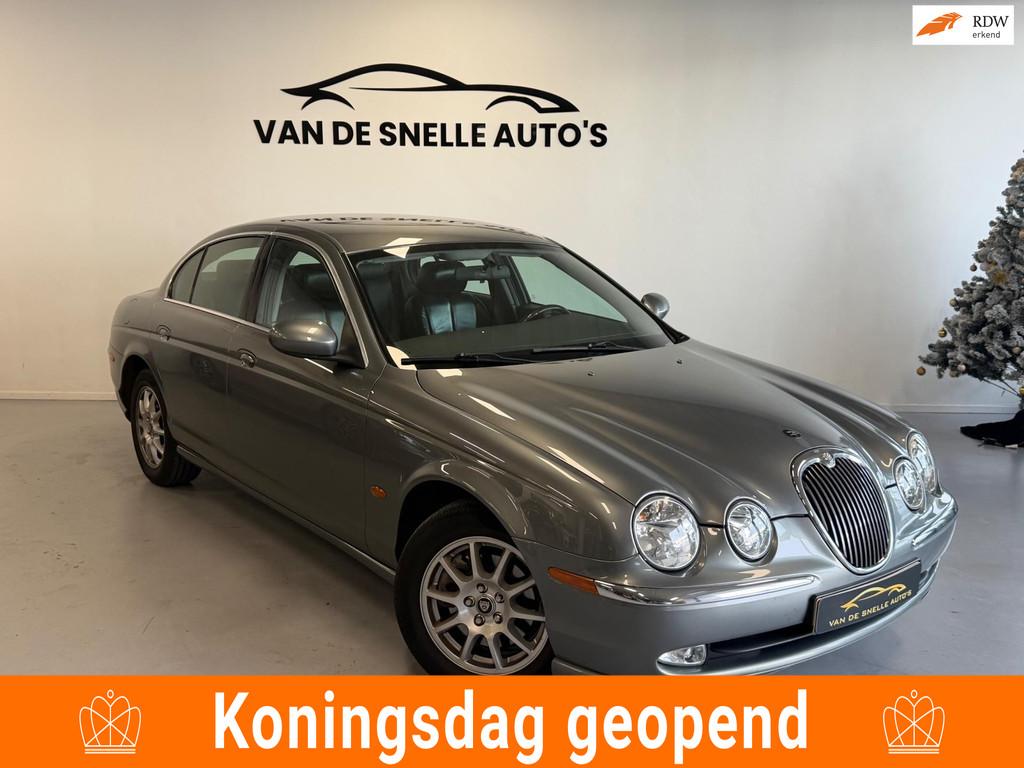 Jaguar S-type 2.5 V6 NIEUWSTAAT/ONDERHOUDSGESCHIEDENIS/PDC, Auto's, Jaguar, Automaat, Achterwielaandrijving, Gebruikt, 2497 cc