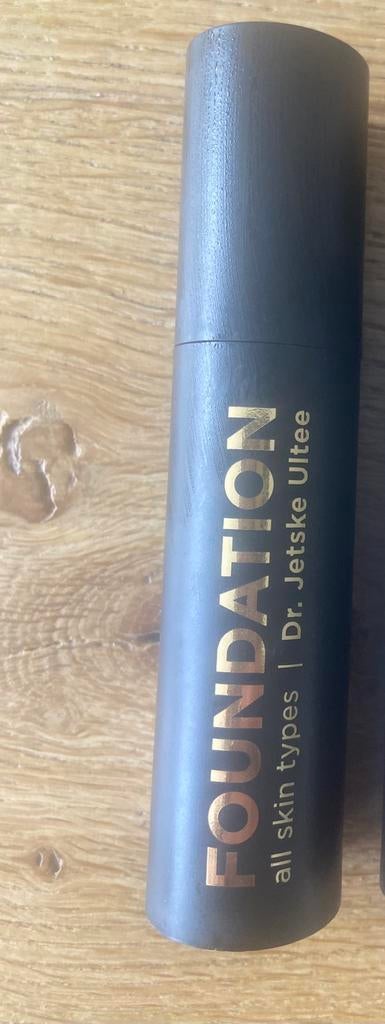 Foundation Dr. Jetske Ultee nr 35, Ophalen of Verzenden, Zo goed als nieuw, Beige, Gehele gezicht