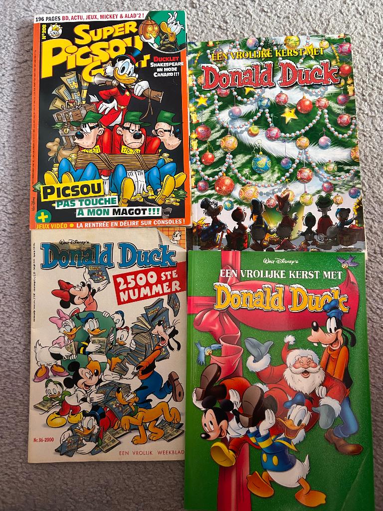 Donald duck kerst edities en nr 2500 en frans special, Meerdere stripboeken, Ophalen, Gelezen