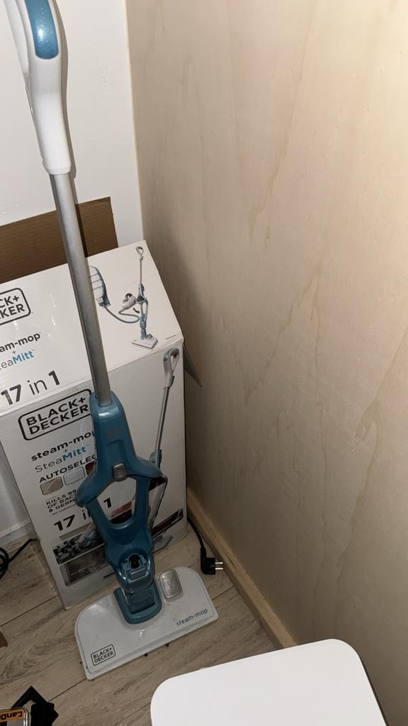 Black + Decker Steam-mop SteaMitt 17-in-1 Stoomreiniger, Ophalen, Zo goed als nieuw, Overige typen