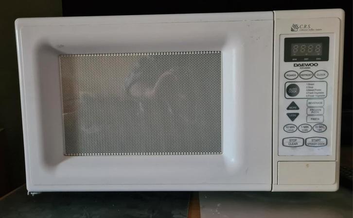 Daewoo magnetron oven KOR-63DBA. Wit, Witgoed en Apparatuur, Magnetrons, Zo goed als nieuw, Vrijstaand, Magnetron, Minder dan 45 cm