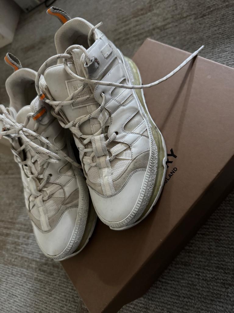 Burberry schoenen, Ophalen of Verzenden, Zo goed als nieuw, Zwart, Sneakers of Gympen