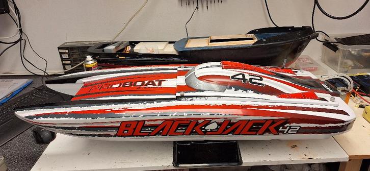 Proboat Black Jack 42, Hobby en Vrije tijd, Modelbouw | Boten en Schepen, Zo goed als nieuw, Overige merken, Ophalen