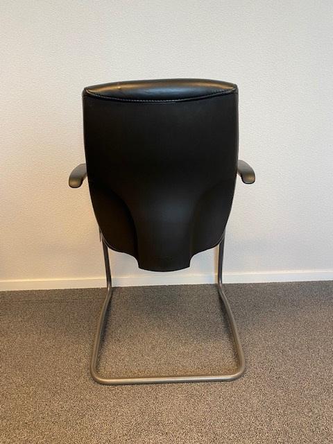 Vergaderstoelen Giroflex 64 -9202 zwart leder 2x voorr., Huis en Inrichting, Stoelen, Niet ingevuld, Gebruikt, Zwart, Niet ingevuld