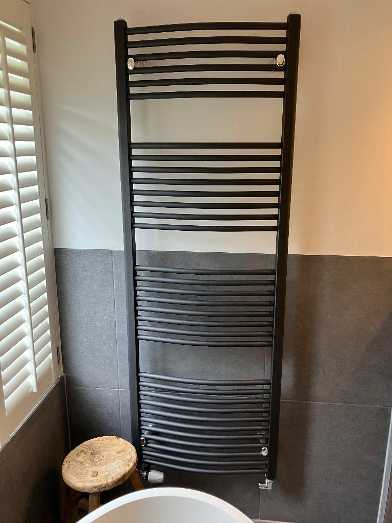 Radiatoren, Doe-het-zelf en Verbouw, Verwarming en Radiatoren, Gebruikt, Radiator, 800 watt of meer, 30 tot 80 cm, 60 tot 150 cm