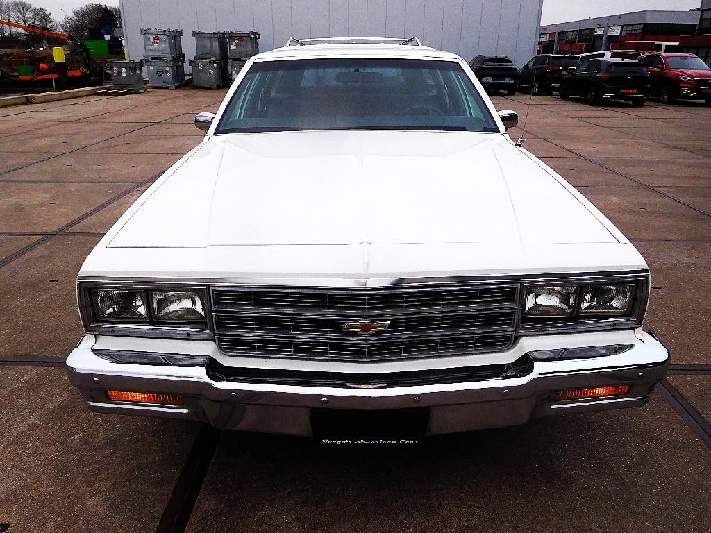 Chevrolet Impala / Caprice LPG Wegenbelastingvrij, Auto's, Automaat, Stof, 8 cilinders, Wit