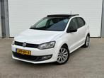 Volkswagen POLO 1.2 I Style I Pano I Stoelverwarming I Led, Auto's, Volkswagen, Voorwielaandrijving, Euro 5, Gebruikt, Zwart