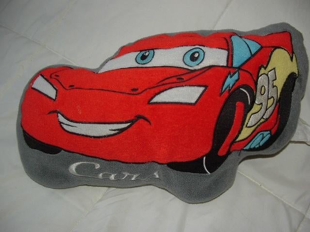 CARS KNUFFEL KUSSEN BADSTOF BLAUW MET RODE AUTO, Kinderen en Baby's, Speelgoed | Knuffels en Pluche, Ophalen of Verzenden, Nieuw