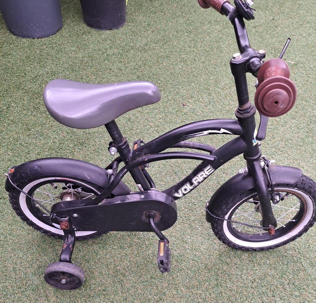 Volare kinderfietsje zwart, Fietsen en Brommers, Ophalen, Gebruikt, Minder dan 16 inch, Zijwieltjes