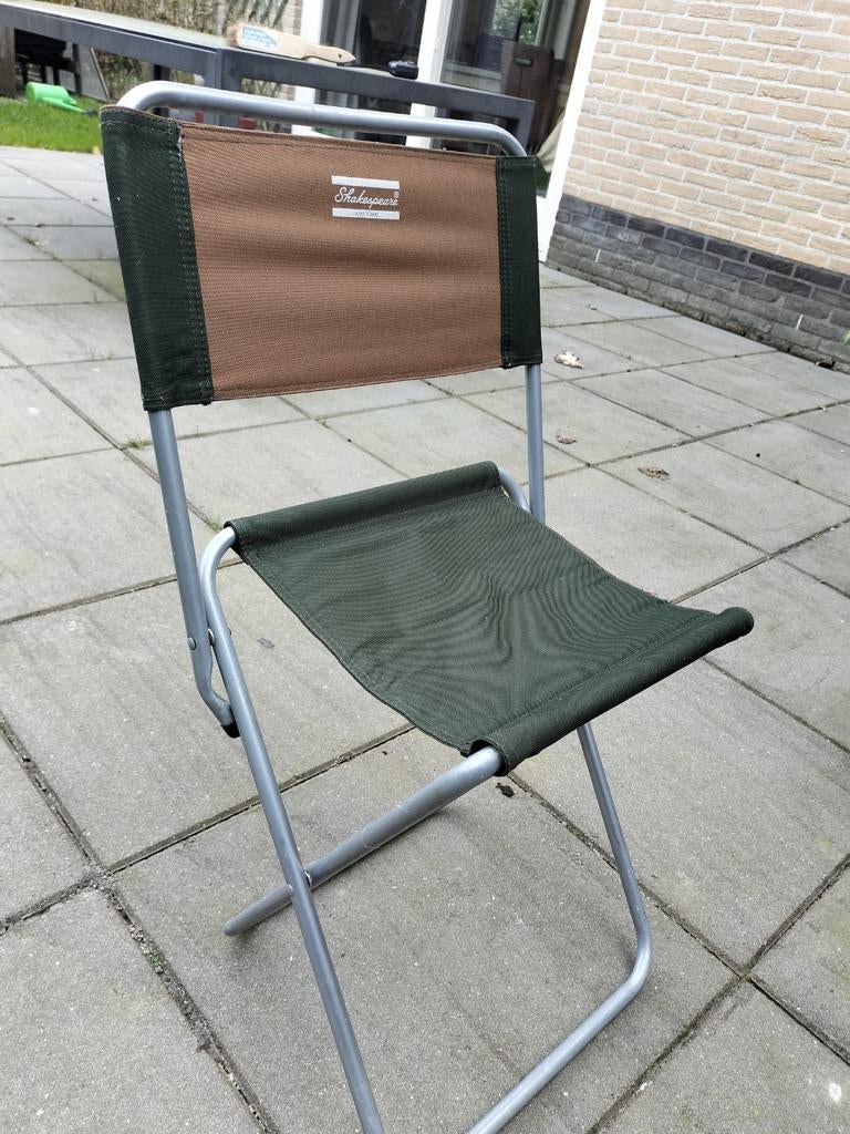 Shakespeare visstoel, Ophalen