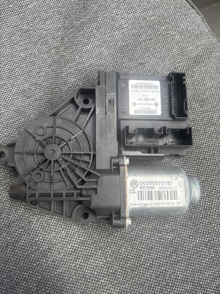 VW Golf 6 raammotor 5K0959793 5K0959701B, Ophalen of Verzenden, Gebruikt, Volkswagen