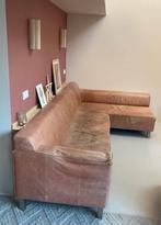 Hoekbank cognac leer (opknapper), Huis en Inrichting, Banken | Bankstellen, Ophalen, 250 tot 300 cm, Gebruikt, Hoekbank