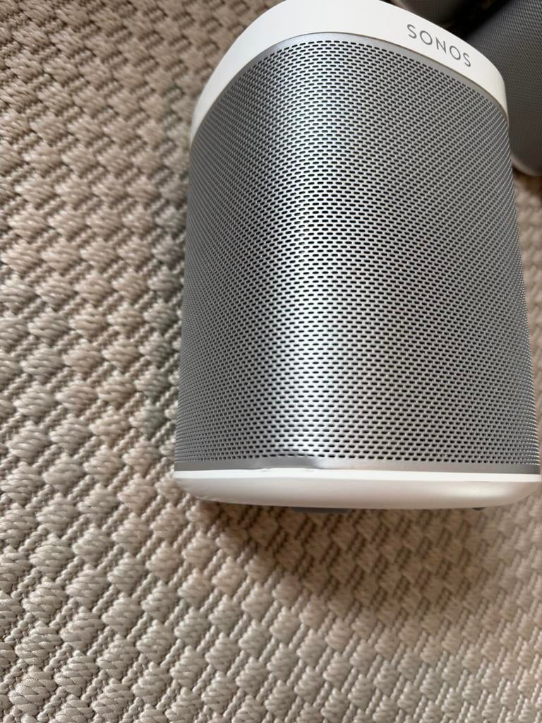 1x Sonos Play:1 speaker in oke staat met gebruikssporen, Ophalen, Gebruikt, Sonos, Minder dan 60 watt