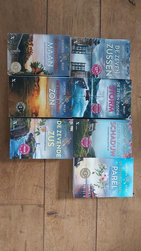De Zeven Zussen serie - Lucinda Riley (7 boeken), Boeken, Ophalen of Verzenden, Gelezen, Lucinda Riley