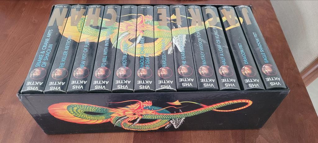 Jackie Chan VHS banden boxset, Cd's en Dvd's, VHS | Film, Vanaf 12 jaar, Ophalen of Verzenden, Gebruikt, Actie en Avontuur