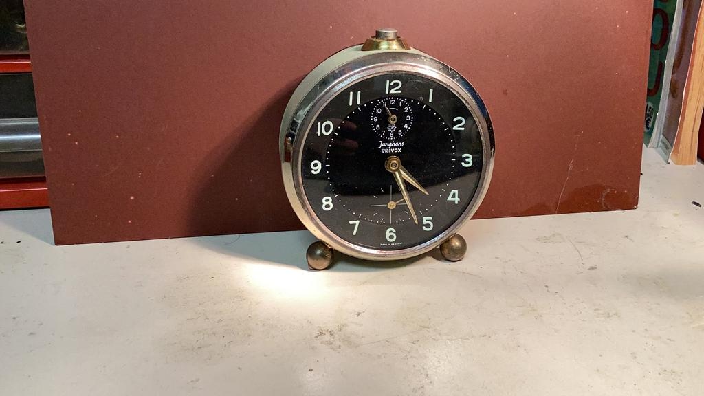 Junghans Trivox wekker plm 1960, Antiek en Kunst, Antiek | Klokken, Ophalen of Verzenden