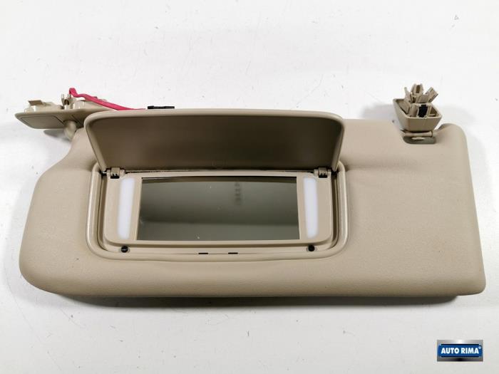 Zonneklep van een Volvo XC60, Gebruikt, -, -, Ophalen of Verzenden