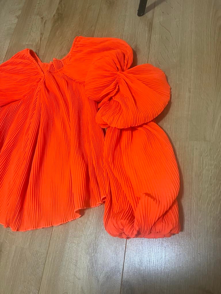 Oranje geplooide blouse met pofmouwen, Kleding | Dames, Blouses en Tunieken, Ophalen of Verzenden, Zo goed als nieuw, Maat 38/40 (M)