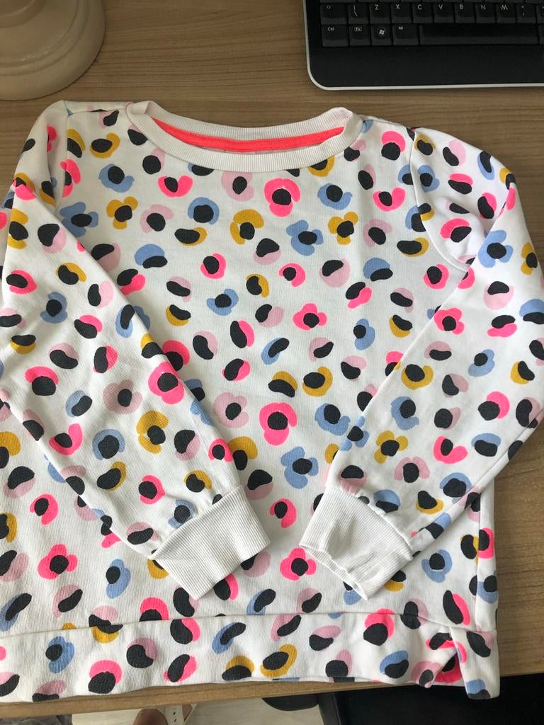 Nieuwstaat trui merk Hema maat 134-140, Kinderen en Baby's, Kinderkleding | Maat 134, Ophalen of Verzenden, Zo goed als nieuw