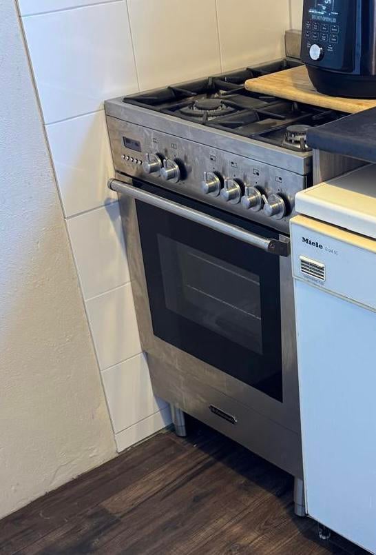 Fratelli gasfornuis met heteluchtoven, Zo goed als nieuw, Gas, Vrijstaand, 85 tot 90 cm