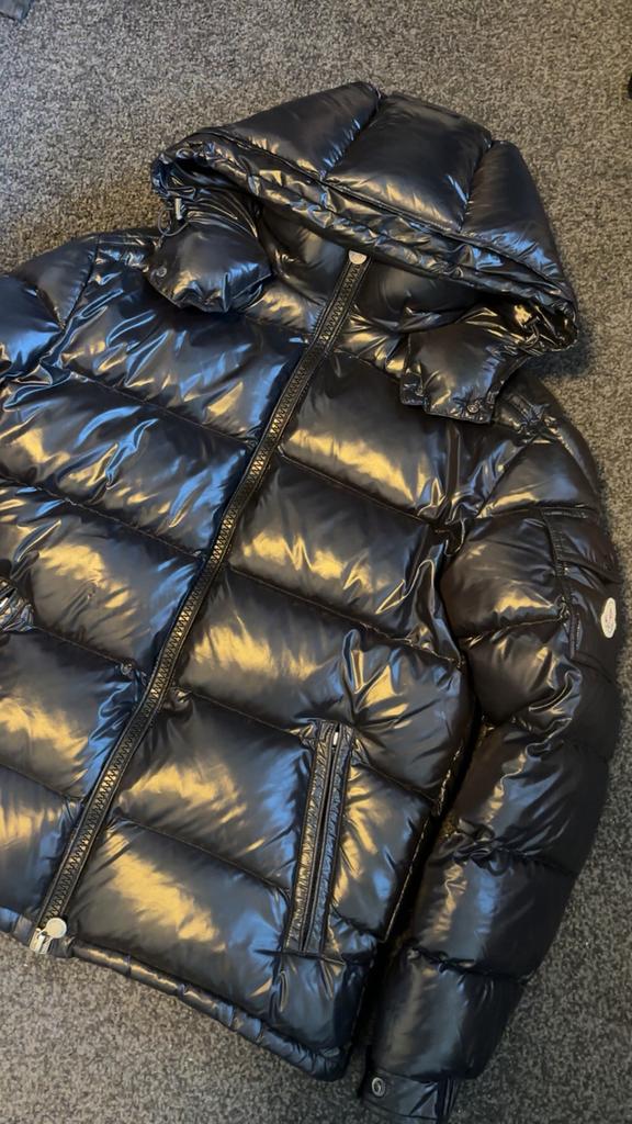 Moncler maya maat 2 in zwart zowat nieuw, Ophalen, Zo goed als nieuw, Zwart