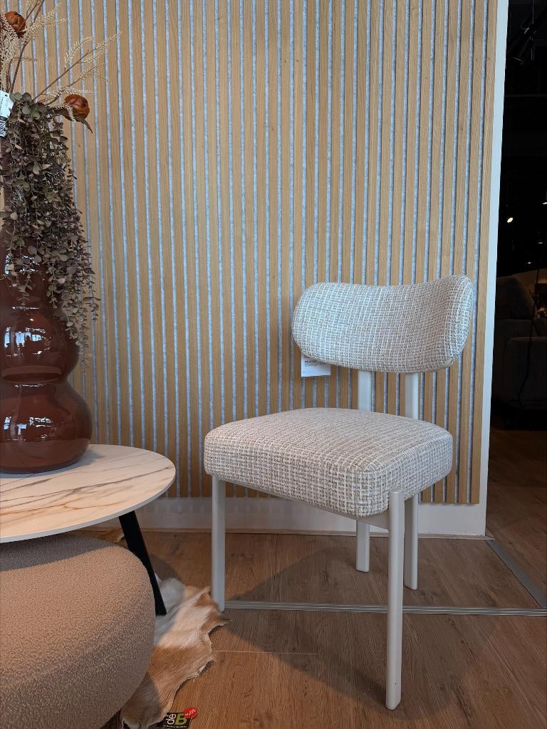 Eetkamerstoel Izzy, Huis en Inrichting, Stoelen, Ophalen, Scandinacisch, Modern, Retro, Wit, Overige materialen