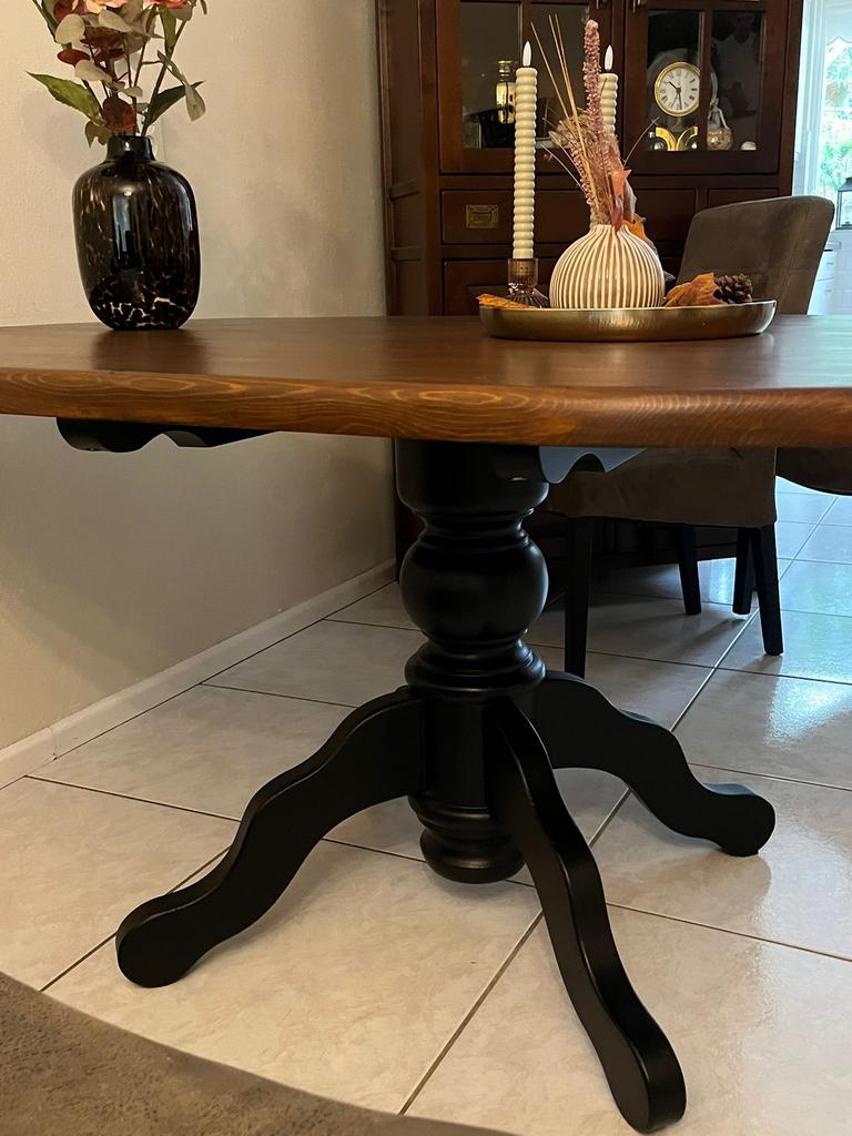 Mooie ovale tafel te koop !!, Huis en Inrichting, Tafels | Eettafels, Ophalen, Gebruikt, Ovaal, 100 tot 150 cm