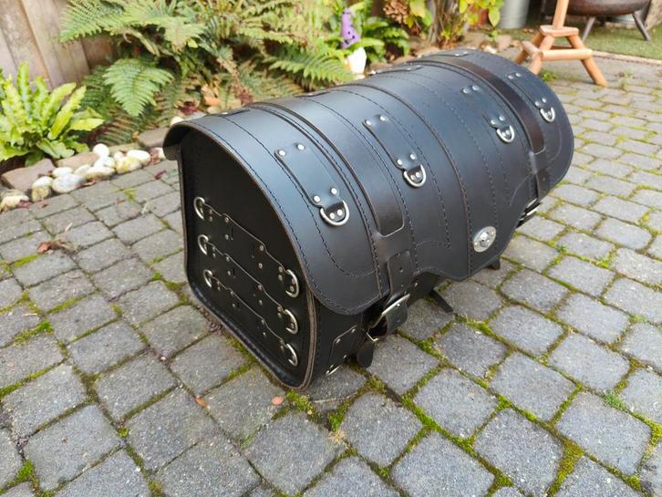 Motor koffer., Motoren, Accessoires | Koffers en Tassen, Zo goed als nieuw, Ophalen