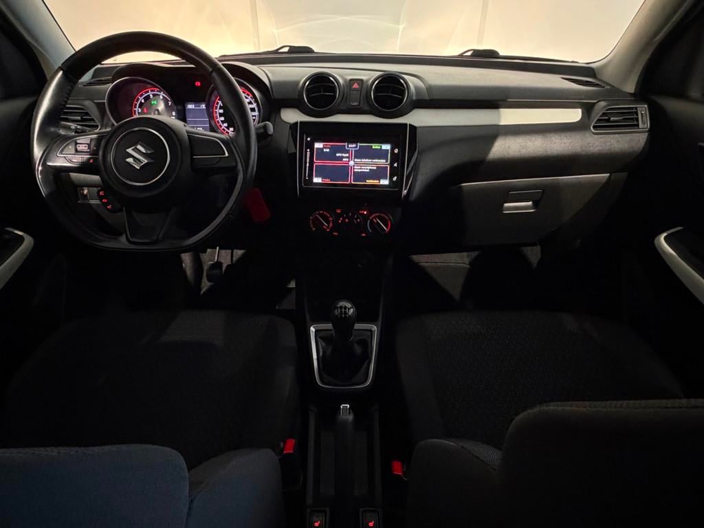 Suzuki Swift 1.2 Select /Airco/Camera/CarPlay/LMV/DAB+/Elek., Voorwielaandrijving, Gebruikt, 4 cilinders, 400 kg