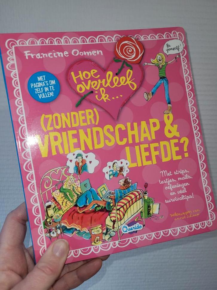 Hoe overleef ik (zonder)vriendschap en liefde, Boeken, Kinderboeken | Jeugd | 10 tot 12 jaar, Zo goed als nieuw, Ophalen of Verzenden