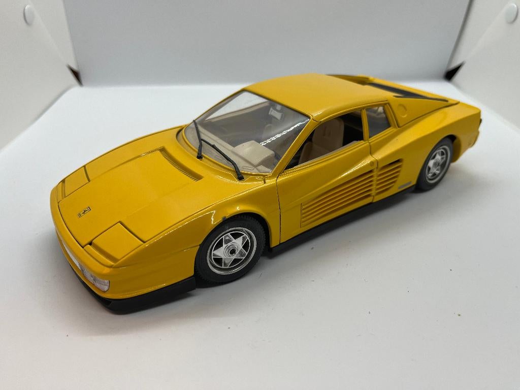 Bburago Ferrari Testarossa 1984 1/18, Hobby en Vrije tijd, Modelauto's | 1:18, Ophalen of Verzenden, Zo goed als nieuw, Auto, Bburago