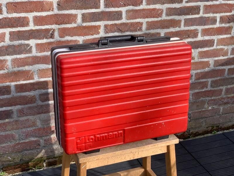 Lohmann-koffer, Ophalen, Gebruikt, Hard kunststof, Minder dan 50 cm