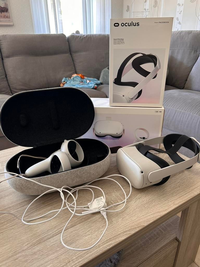 Oculus meta quest 2 met headstrap harde case oplader 128gb, Spelcomputers en Games, Virtual Reality, Ophalen, Zo goed als nieuw